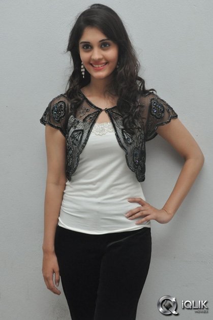 Surabhi-at-Beeruva-Movie-Date-Press-Meet